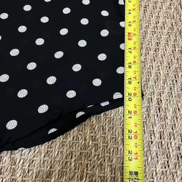 NWT ELLE semi-sheer buttoned blouse - Picture 12 of 13